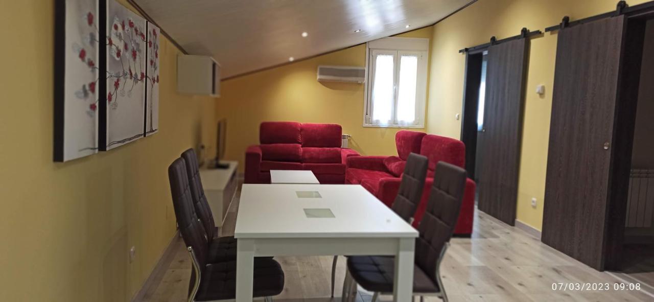 Hostal San Antonio Iscar Exterior foto